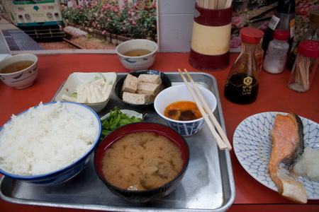 111110-saketeishoku.jpg